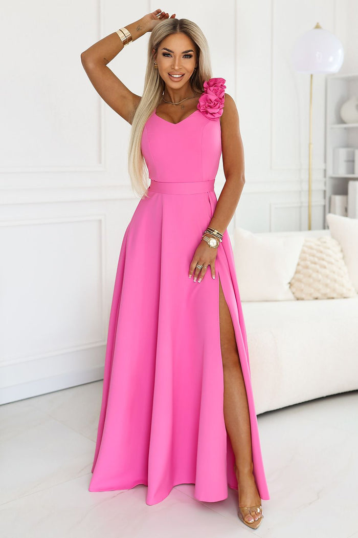Long dress model 227707 Numoco