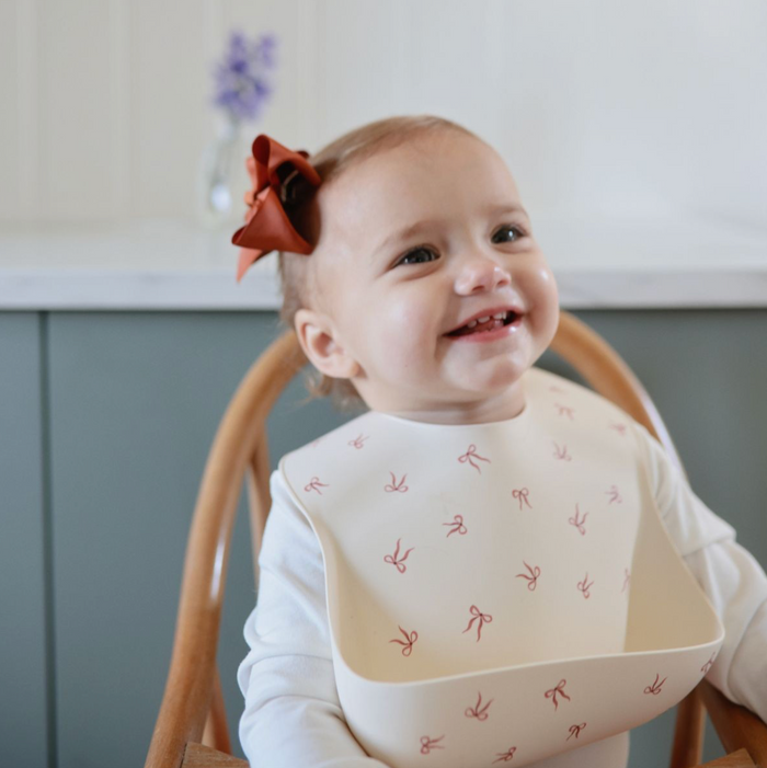 Bavoir en silicone | Noeuds