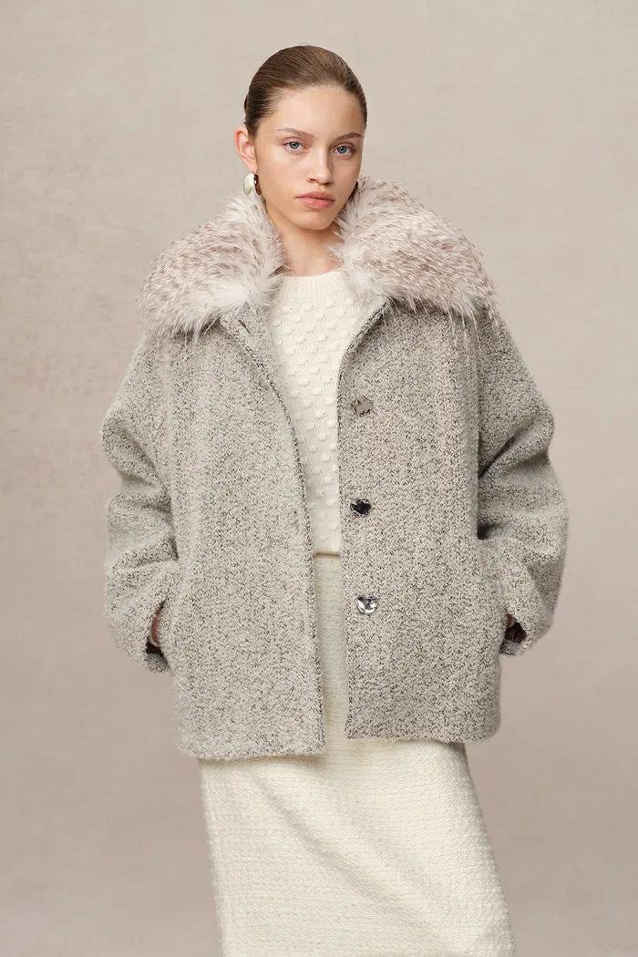 Blossom Detachable Fur Collar Coat in Wool