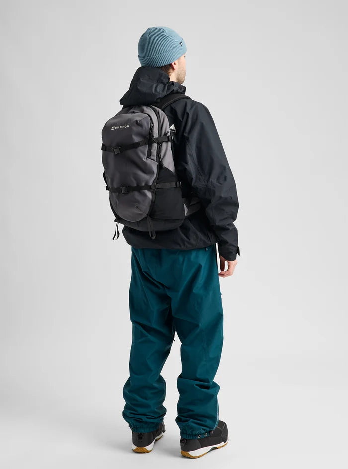Product image of Burton Day Hiker 30L Backpack[Variant:Gotham Gray]