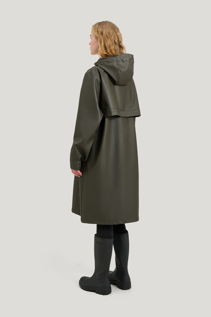 Classic long rain jacket with stylish press studs