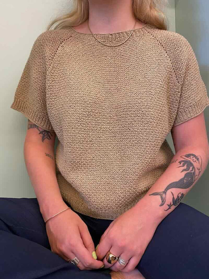 Dahlia summer t-shirt by Önling, No 21 + No 13 knitting kit Knitting kits Önling - Katrine Hannibal