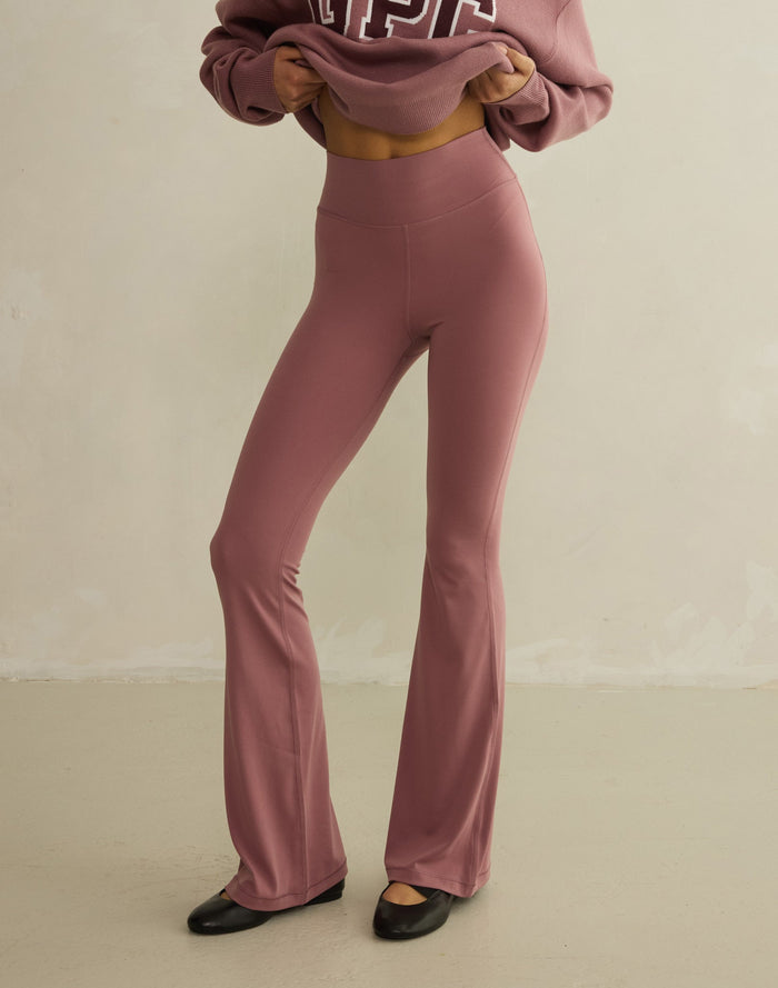 Day Kind Flare Legging in Terra Rose