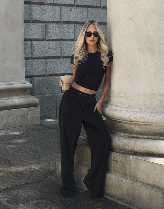 Day Kind Tee in Black