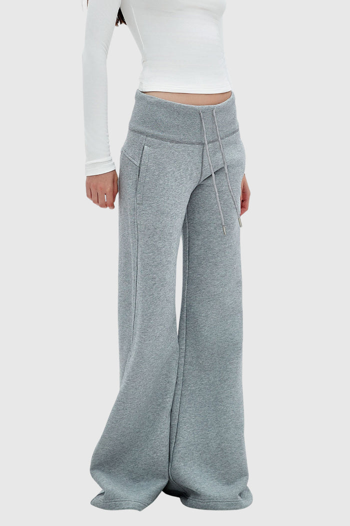 Delicia Straight Pants In Grey