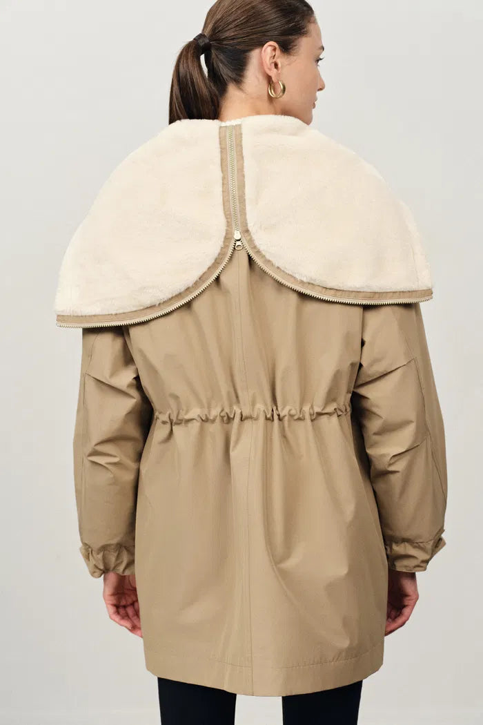 Detachable Quilted Lining Fur Collar Parka in Lightweight Blend-1