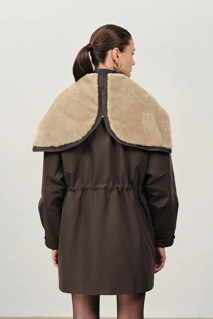Detachable Quilted Lining Fur Collar Parka in Lightweight Blend-2