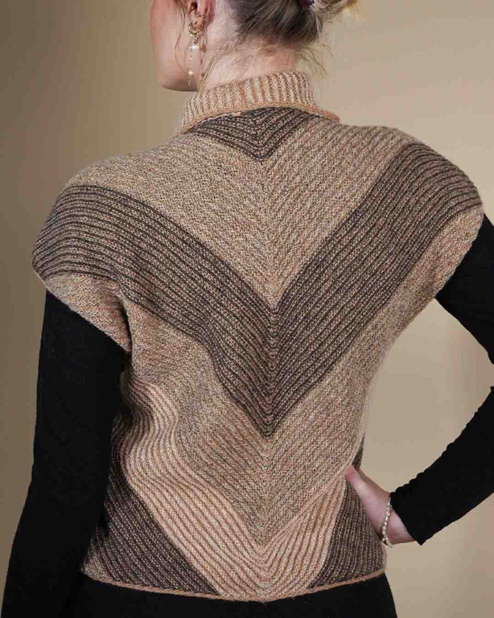 Duet vest by Hanne Falkenberg, No 20 knitting kit Knitting kits Hanne Falkenberg