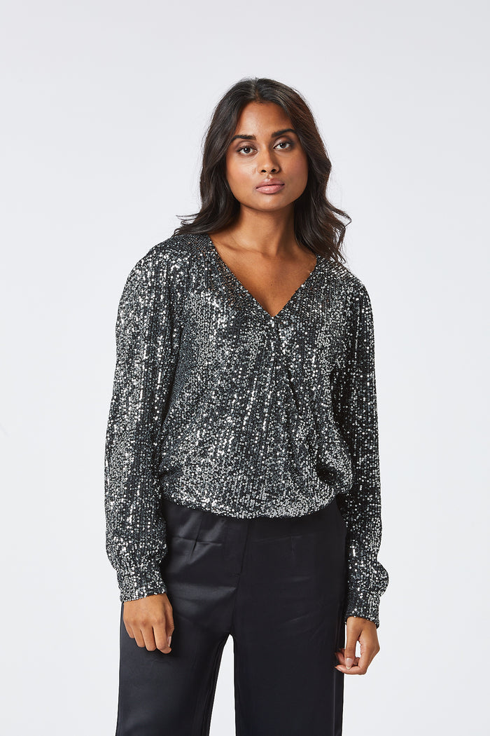 ELSIE WRAP SEQUIN BLOUSE (GREY)