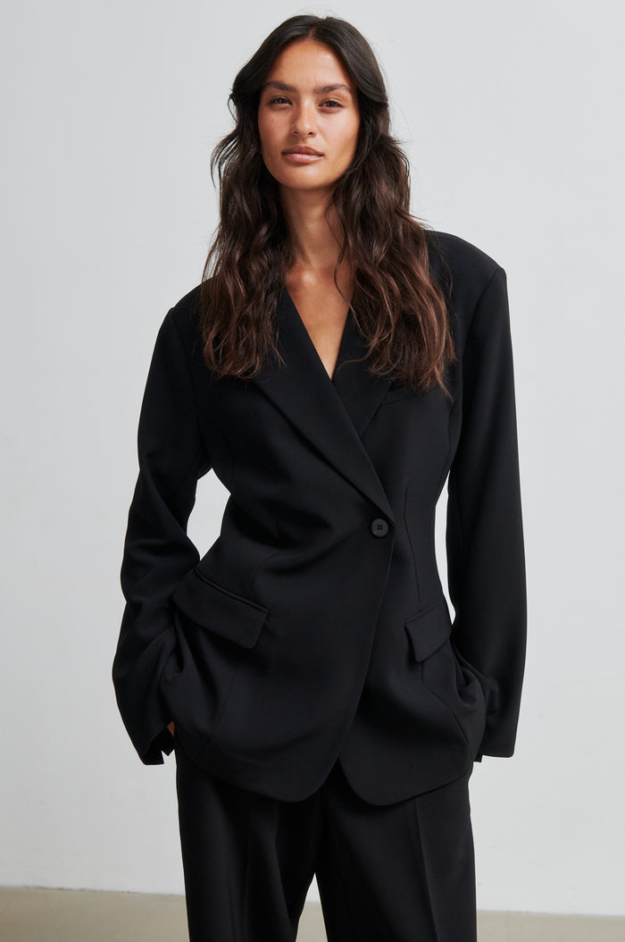Fique Fitted Blazer