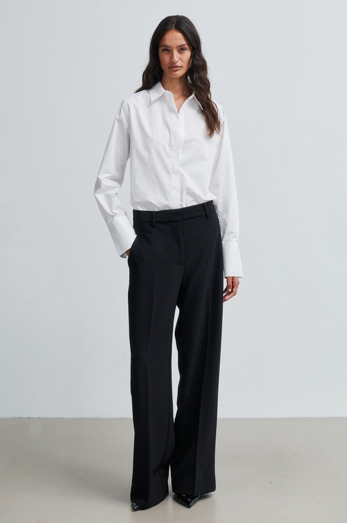 Fique Straight Trousers