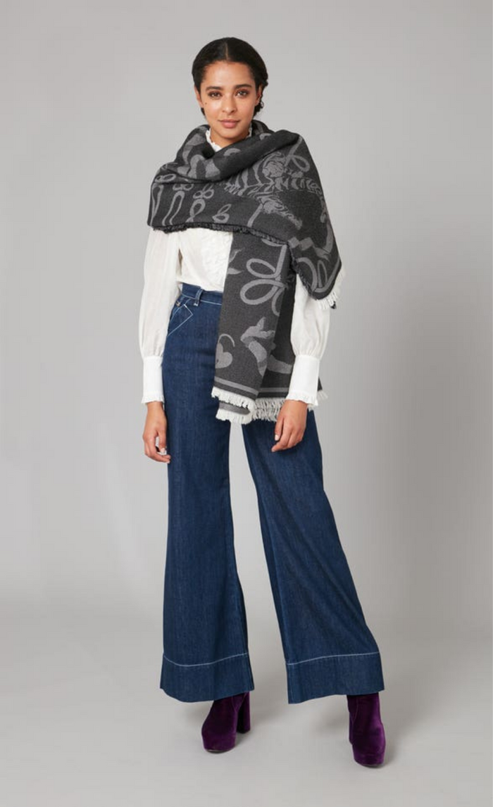 Fortune Blanket Scarf - Black