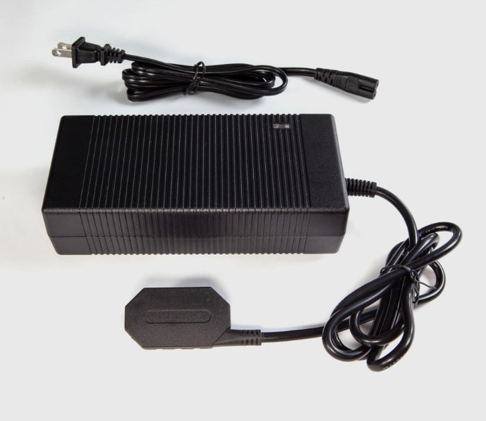 Freefly SL8 Fast Charger – Image 1 | DroneNerds