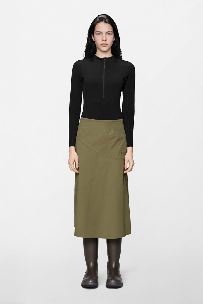 Light Woven W Skirt