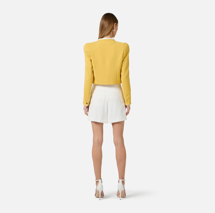 Lightweight crepe jacket with 3D piping