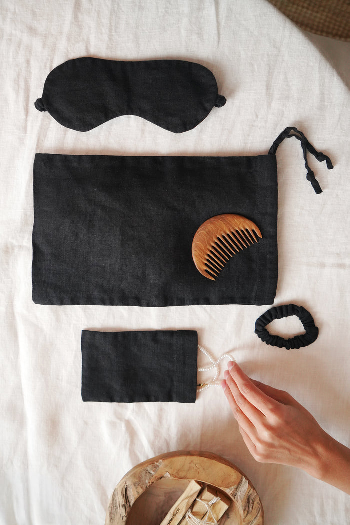 Linen Accessory Set BARBERRY in Black