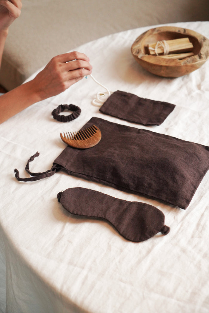 Linen Accessory Set BARBERRY in Brown