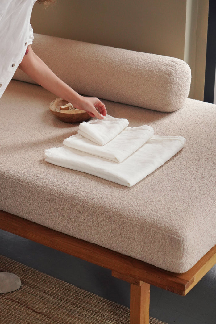 Linen Bath Towel Set of 3 in Cream: Beach & Spa