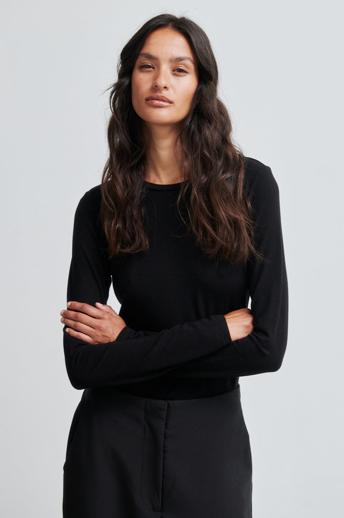 Matima O-Neck Tee