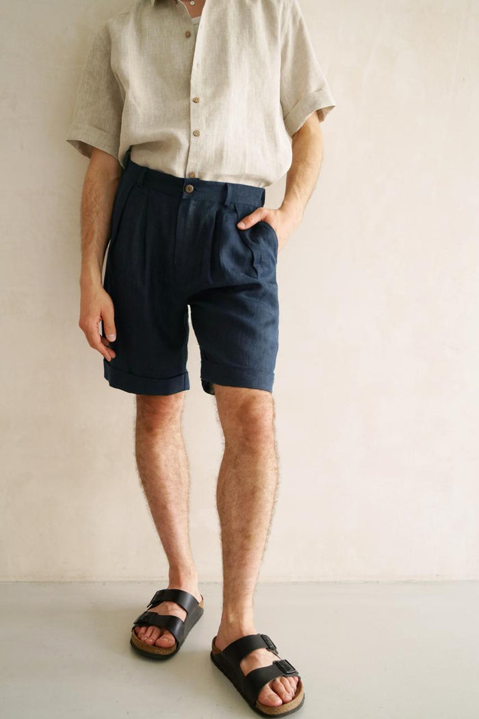 Men’s linen shorts with pleats CEDAR - IN STOCK