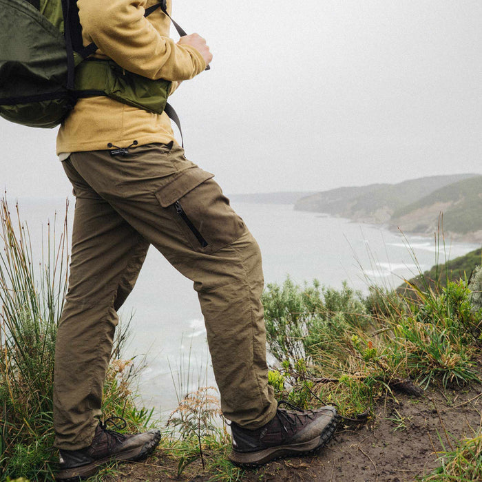Mens Venture™ Pants Olive