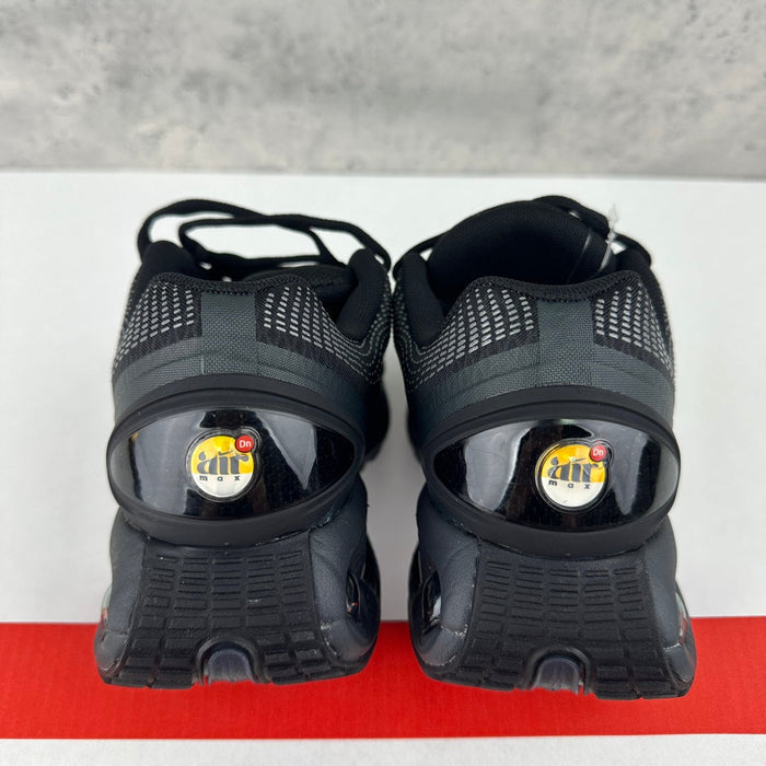 Nike Air Max DN Triple Grey