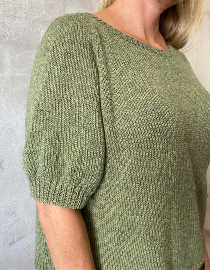 Paloma T-shirt w. puff sleeves by Önling, No 21 + 13 knitting kit Knitting kits Önling - Katrine Hannibal