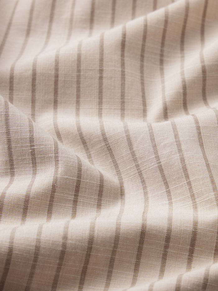 pant-texture-detail-image