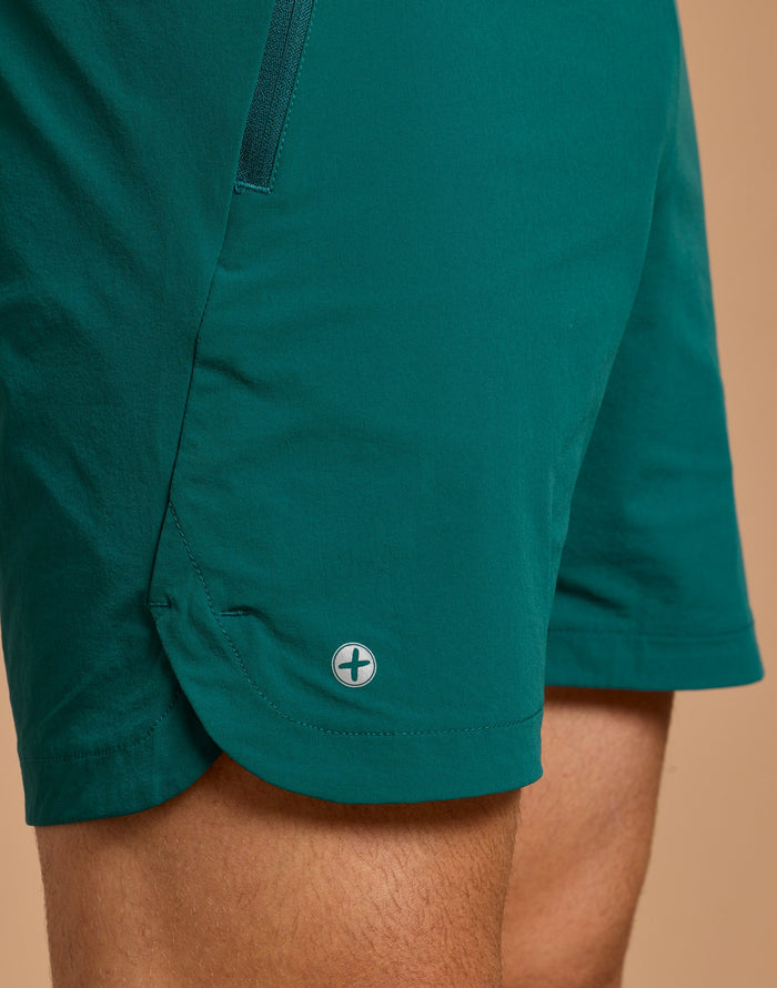 Relentless 7" Shorts in Goodnight Green