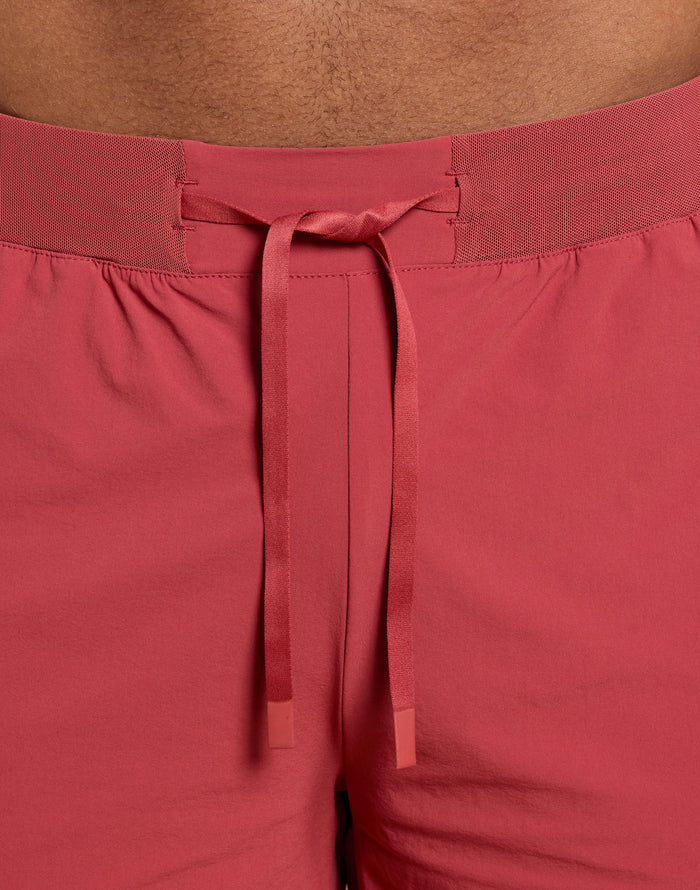 Relentless 7" Shorts in Rust