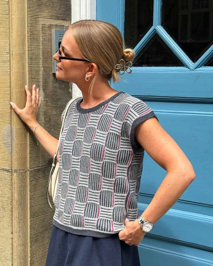 Saga Vest by Hanne Falkenberg, No 21 knitting kit Knitting kits Hanne Falkenberg