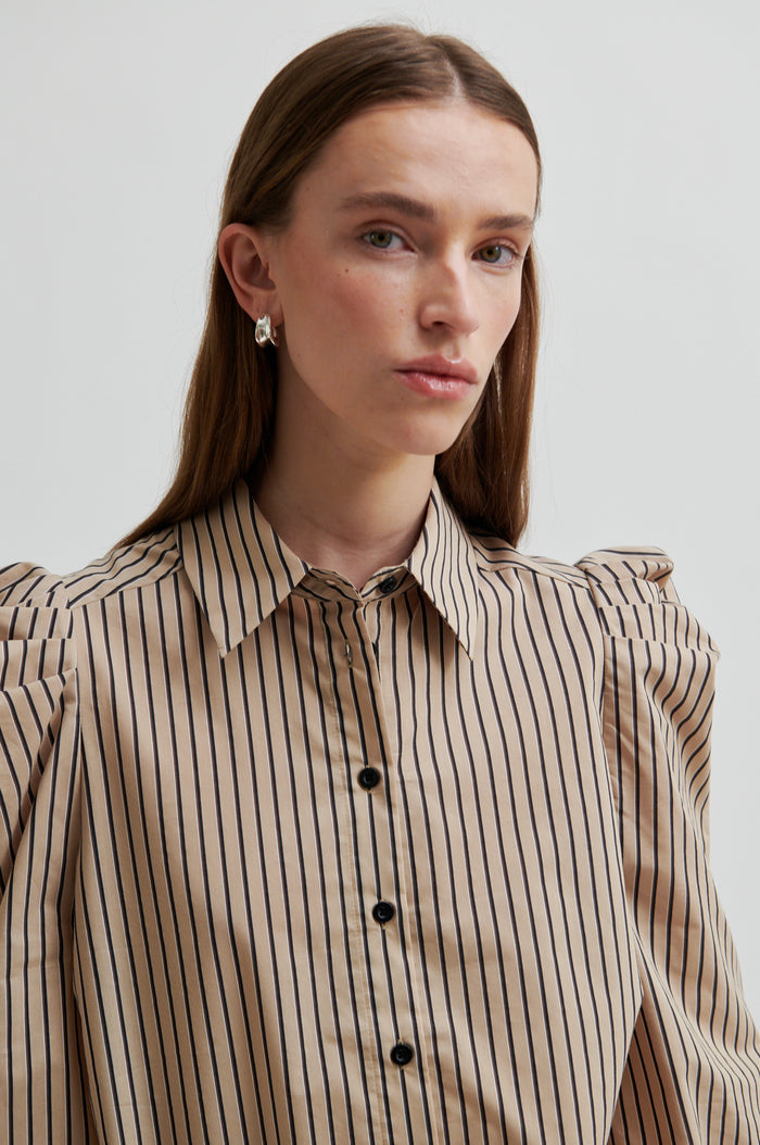 Serina Slim Shirt