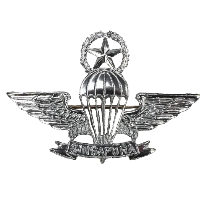 Singapore Armed Forces Master Parachutist Badge - Singapore Army Surplus - Flags, Badges & Insignia