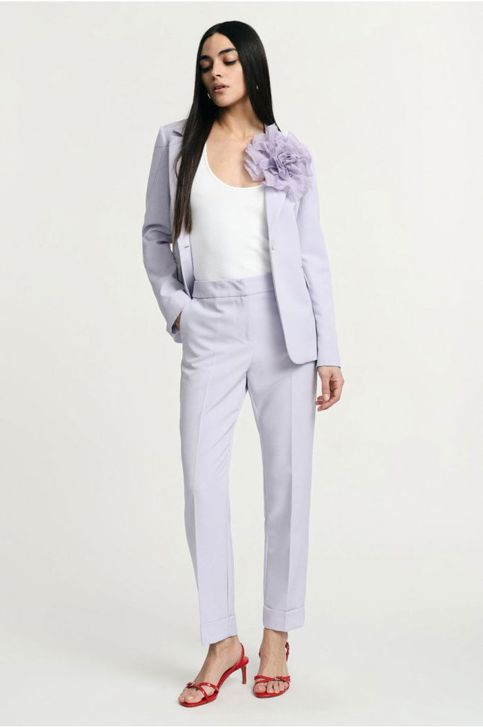 Single-breasted blazer with large decorative flower