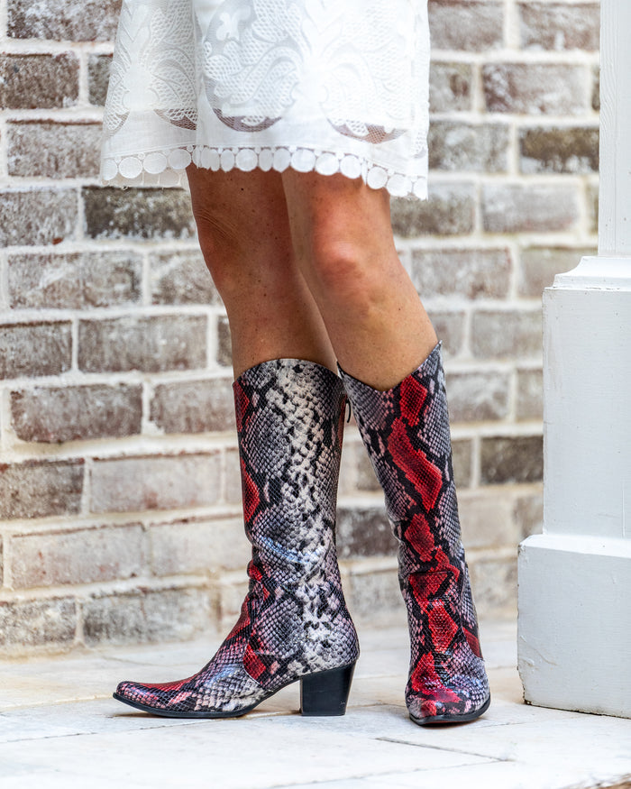 St. Tropez Red Modern Cowboy