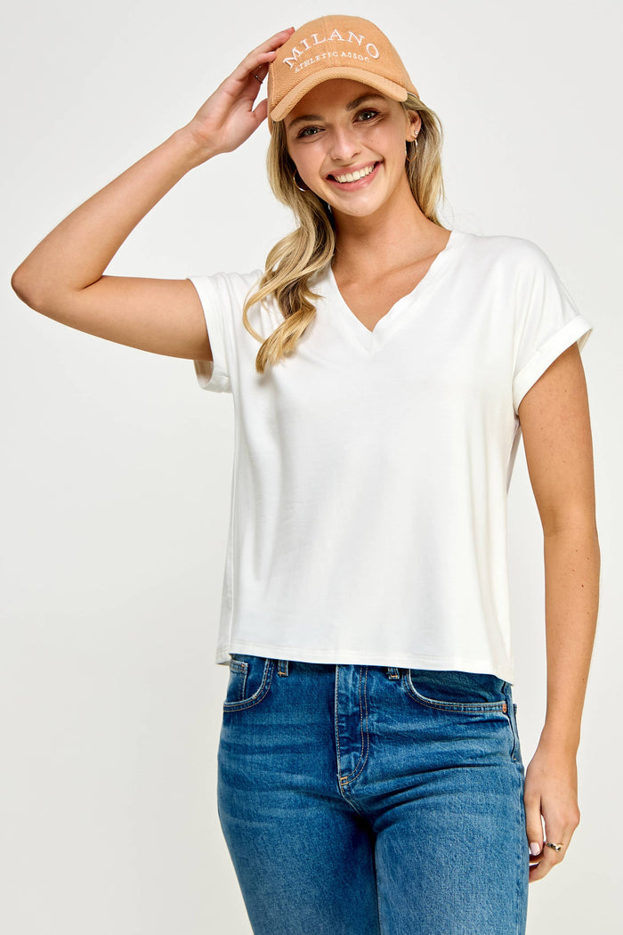 True Essential V-Neck - White