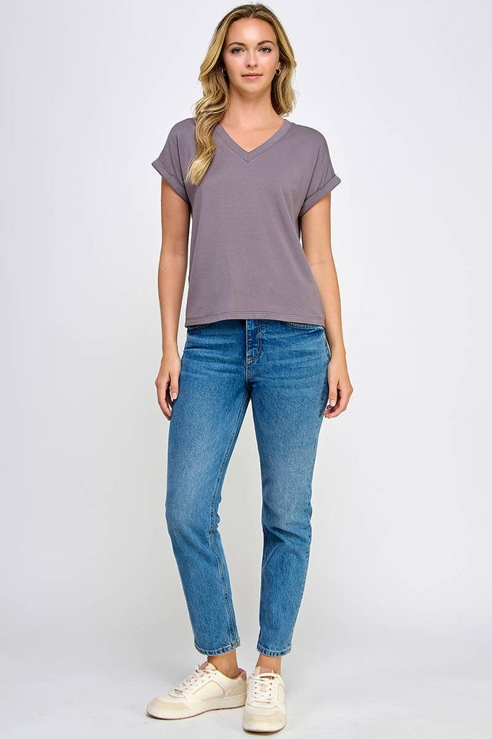 True Essential V-Neck Charcoal
