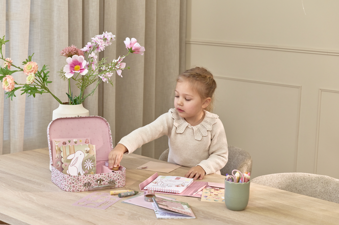 Valisette d'activités | Rosa