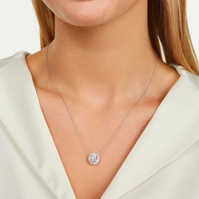 VossAgin Diamond Halo Pendant