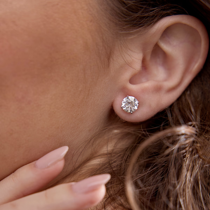 VossAgin Diamond Stud Earrings