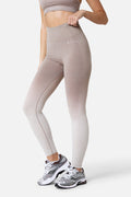 Womens Evocurve Seamless Legging - Pebble Stone / Pale Taupe / Frosted Ridge